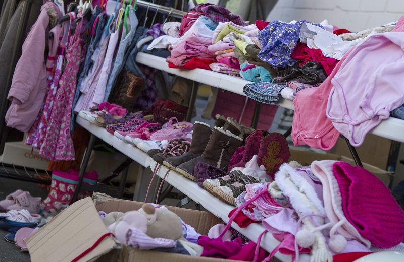 Sonnenschein lockt viele Besucher auf den Tabita-Flohmarkt